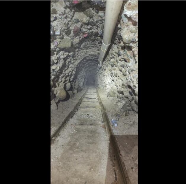 Rieles, electricidad y ventilación, así luce el narcotúnel hallado en San Diego
