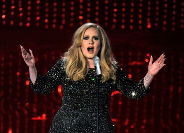 ¿Adele en el Super Bowl 2026? Afirman que encabezará el show de medio tiempo