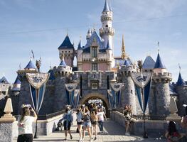 Disneyland lanza oferta en boletos para habitantes de California y Baja California