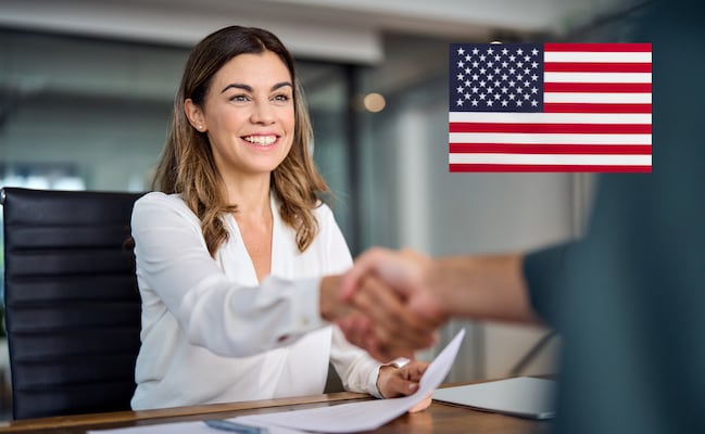 ¿Estudiaste Comunicación o RRII? Lanzan vacante de $414,965 pesos en Consulado de Estados Unidos