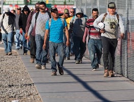 Visas de migrantes. Pandemia y políticas de Trump demoraron trámites