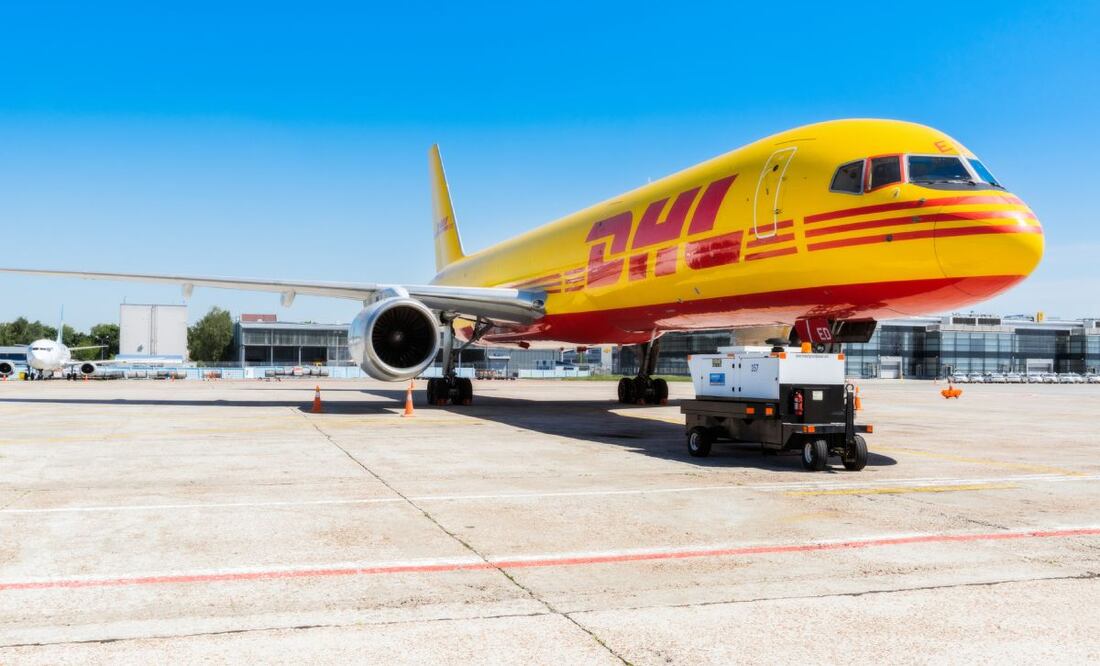 DHL abre vacante de trabajo en la Aduana del AIFA. Foto: iStock / DHL