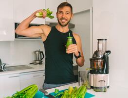Masa muscular. El licuado de proteína natural para hacer en casa y aumentar volumen