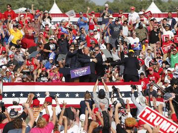 Pánico y plegarias durante tiroteo contra Trump en un mitin