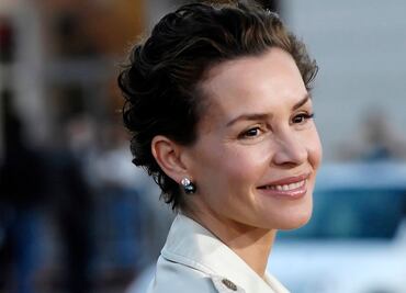 ¿Qué fue de la maestra Miel de ‘Matilda’? Así luce la actriz 26 años después