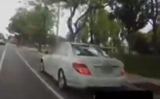 "Siempre serás mexicano, nunca serás blanco", grita mujer a policía en Los Ángeles 