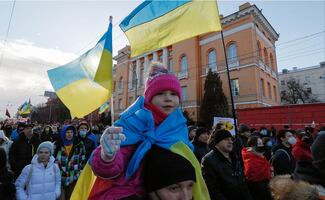 Ucrania contradice a EU; no ve señales de invasión rusa esta semana