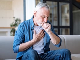 ¿Por qué nos da tos? Estos son los mejores remedios para quitarla, según expertos