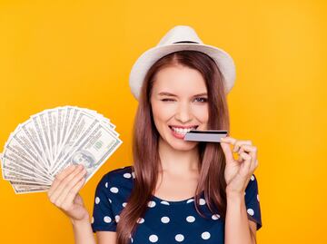 ¿Necesito llevar cierta cantidad de dinero para poder entrar a Estados Unidos? Esto dice CBP