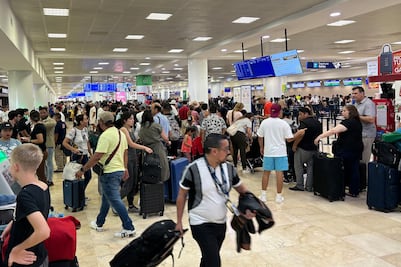 ¿Viajas pronto? Alerta sanitaria por virus contagioso que circula en aeropuertos