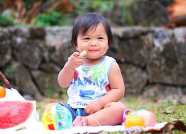 ¿Qué hacer para que los niños prueben nuevos alimentos?