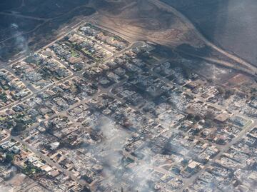 Hawái: Biden declara estado de catástrofe tras devastación por incendios fuera de control