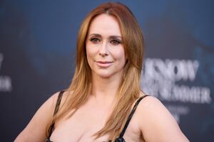 Jennifer Love Hewitt rompe estereotipos en Hollywood con su nueva silueta y confianza