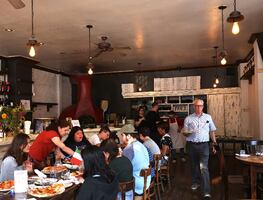 A partir de hoy, bares y restaurantes de San Francisco exigen certificados de vacunación