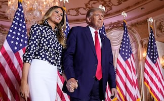 Donald Trump y Melania; vuelven las miradas coquetas, risas y bailes