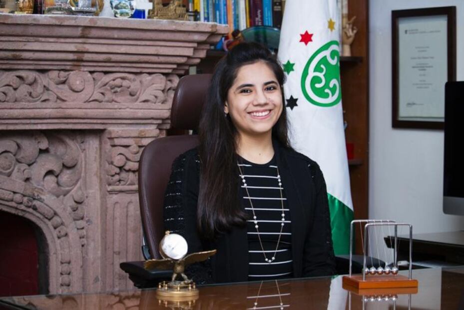 Dafne Almazán, la mexicana más joven en graduarse de una maestría en Harvard