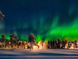 El mejor viaje en tren para perseguir las auroras boreales en Estados Unidos