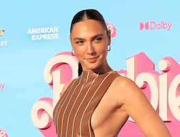 Gal Gadot se luce en bikini azul junto a su esposo y desata reacciones en Instagram