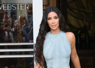 El vestido de encaje con el que Kim Kardashian visitó el Vaticano