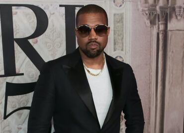 Acusan a Kanye West de golpear a fan que le pidió un autógrafo