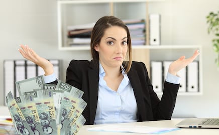 Aguinaldo 2024. ¿Qué pasa si no te lo pagan o lo depositan fuera de la fecha límite? Esto dice la LFT 