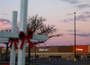 Empleada demanda a Walmart por 50 millones de dólares tras tiroteo