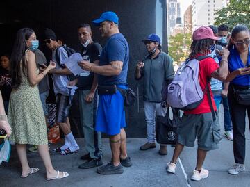 Nueva York eleva a 32 mil los trabajos disponibles para inmigrantes con permiso