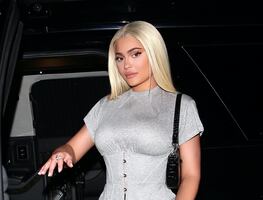 El diminuto bikini con el que Kylie Jenner arrasó en México