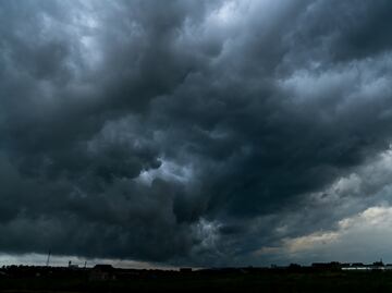 Lluvias y descargas eléctricas en el Valle de México: Heladas y temperaturas de hasta -5 °C en el Estado de México