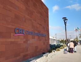 Estos son los costos para cruzar por el CBX a EU y a México en 2021