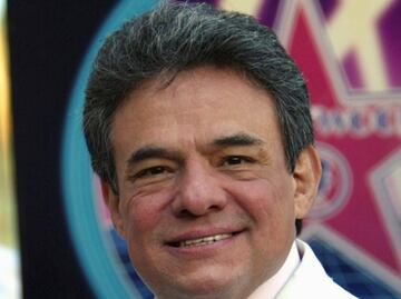 Hijo de José José exige autopsia del cadáver de su padre