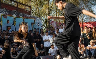 ¿Qué es “farmear aura” y por qué se volvió viral? El significado de la expresión que usa la Generación Z
