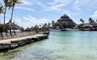 Promociones 2025 para visitar XCARET, más nuevos restaurantes y festivales llenos de tradición
