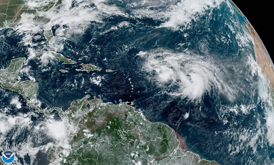 Tormenta tropical Philippe amenaza a islas del Atlántico con fuertes lluvias e inundaciones. Foto: EFE/ NOAA-NHC
