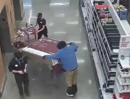 Captan a hombre robando pantalla de 70 pulgadas en tienda de Seattle