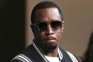 ¿De qué acusan a “Diddy” Combs, magnate de la música? ¿Por qué catearon sus mansiones?