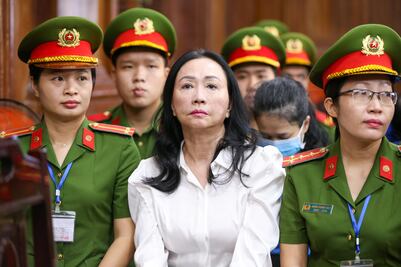 Condenan a muerte a empresaria vietnamita por desviar 12,500 MDD, el mayor caso de fraude en ese país