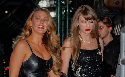 Blake Lively arranca suspiros con ajustado vestido de cuero en el cumpleaños de Taylor Swift