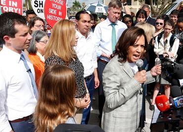 Niegan la entrada a aspirantes demócratas  a centros migratorios