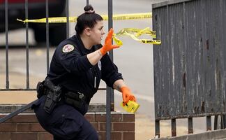 Dos estudiantes heridos tras tiroteo en secundaria de San Luis, Misuri
