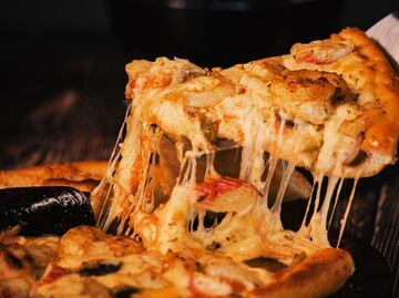 Chicago Pizza Pass, el nuevo pase turístico y ‘foodie’ con más de 25 pizzerías locales en Chicago