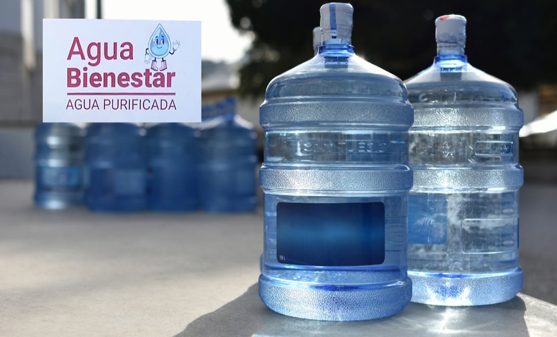 Agua Bienestar. ¿Qué es y quiénes pueden pedir el garrafón por $5 pesos? Foto: iStock / Oleksandr Filon / Gobierno de la Ciudad de México