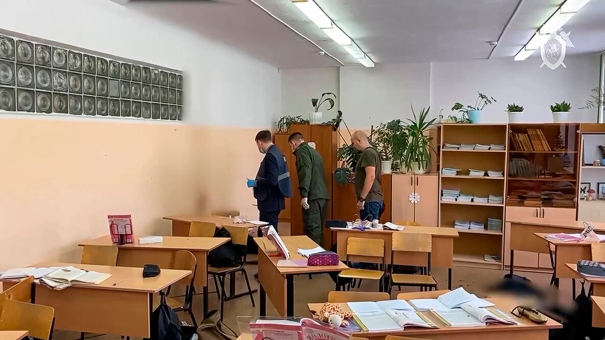 Una niña rusa disparó el jueves contra varios compañeros de clase en la escuela, matando a una persona e hiriendo a otras cinco antes de suicidarse. (Russian Investigative Committee via AP)