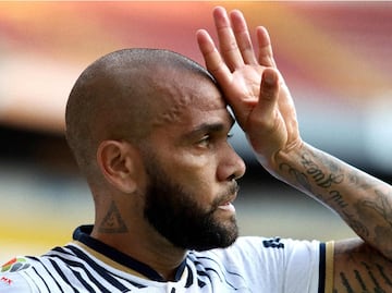 Pumas se desvincula de Dani Alves y rescinde su contrato