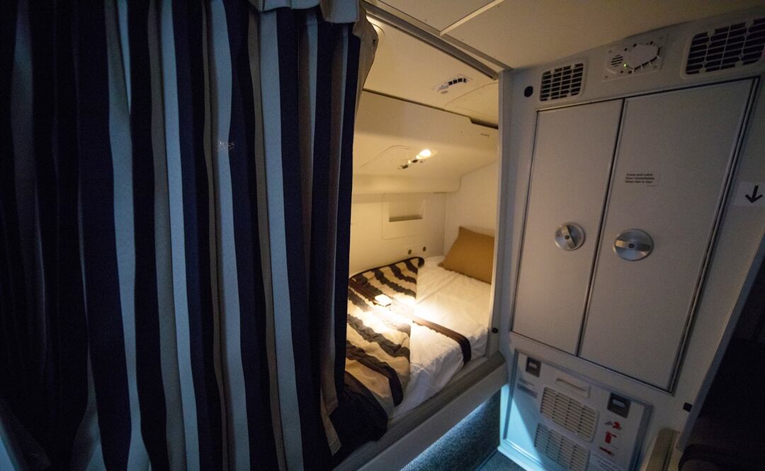¿Dónde descansan y duermen las azafatas en los aviones? Foto: iStock-Rathke
