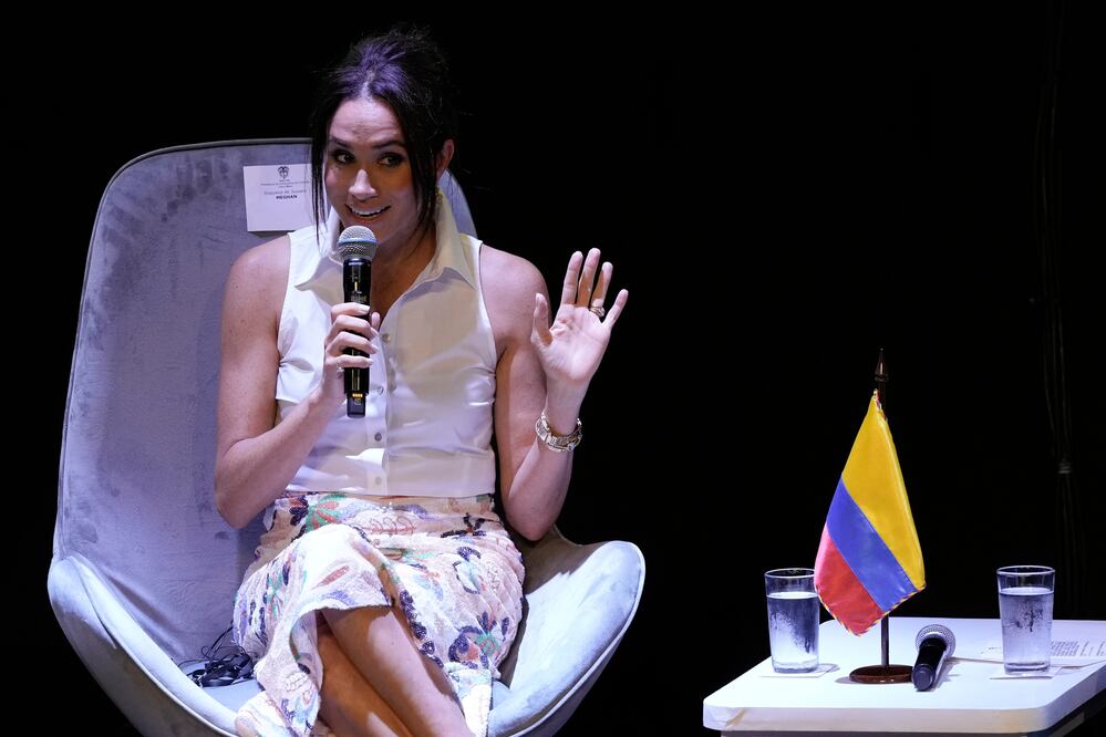 Meghan Markle presume su español perfecto en visita a Colombia. VIDEO. Foto: AP