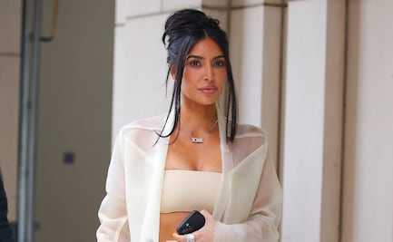 Kim Kardashian se atreve a llevar pantalones transparentes en NY