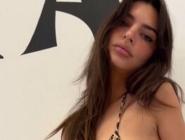 El microbikini con el que Emily Ratajkowski lució su figura imposible