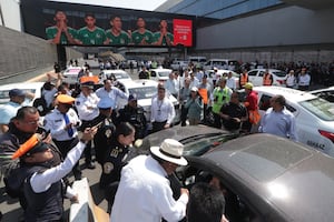 ¡Se acabó la guerra! Uber y taxis se unen en México y sorprenden a millones de usuarios