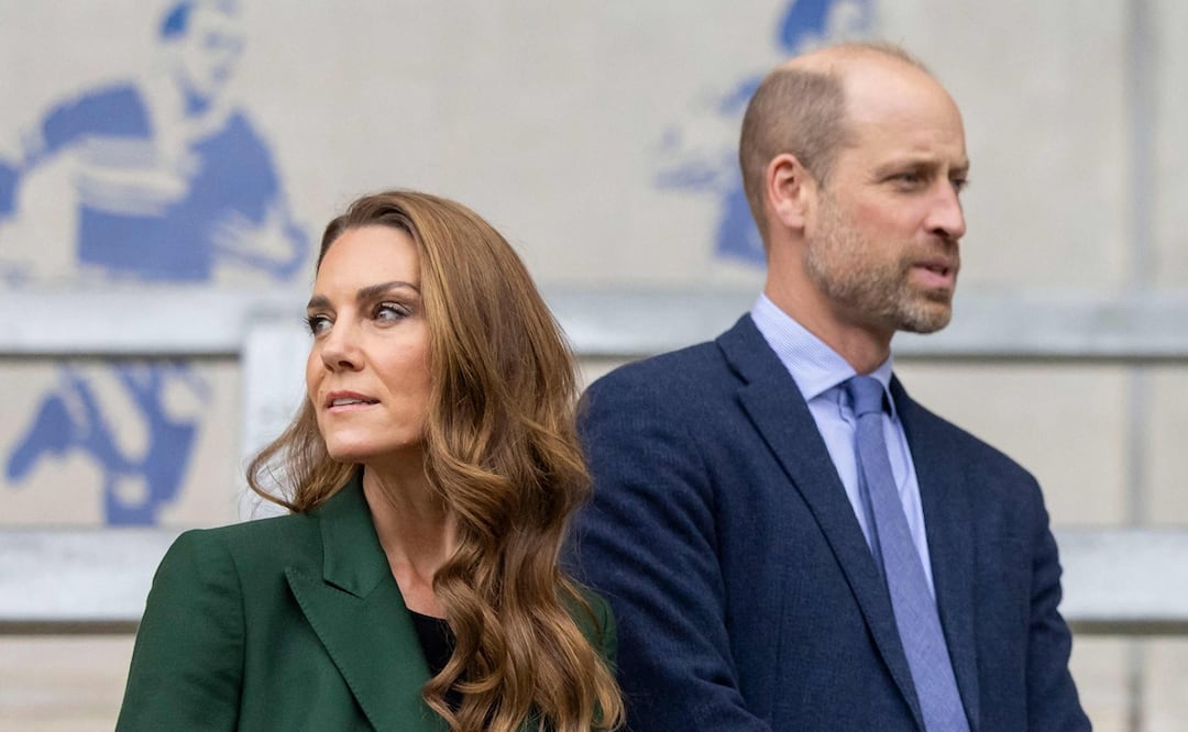 Príncipe William se resiste a reconciliarse con Harry y Kate Middleton estaría perdiendo la paciencia. Foto: (Photo by James Glossop / POOL / AFP)